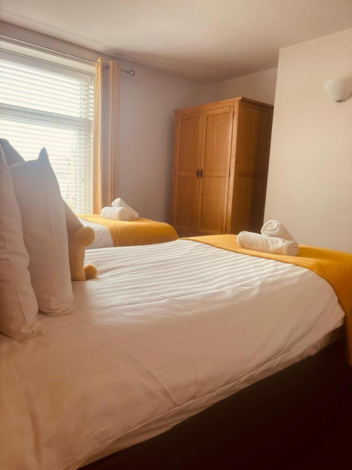 Croppers Arms Hotel Huddersfield Ngoại thất bức ảnh